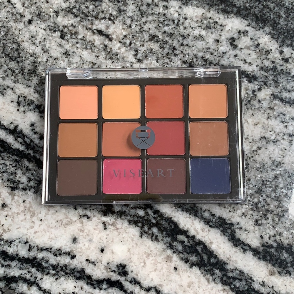 VISEART Never Used Neutral Matte Eyeshadow Palette